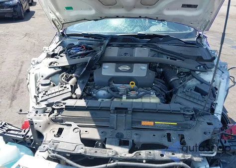 2014 Nissan 370Z Base (M6) z USA, uszkodzony, nr VIN JN1AZ4EH4EM633250